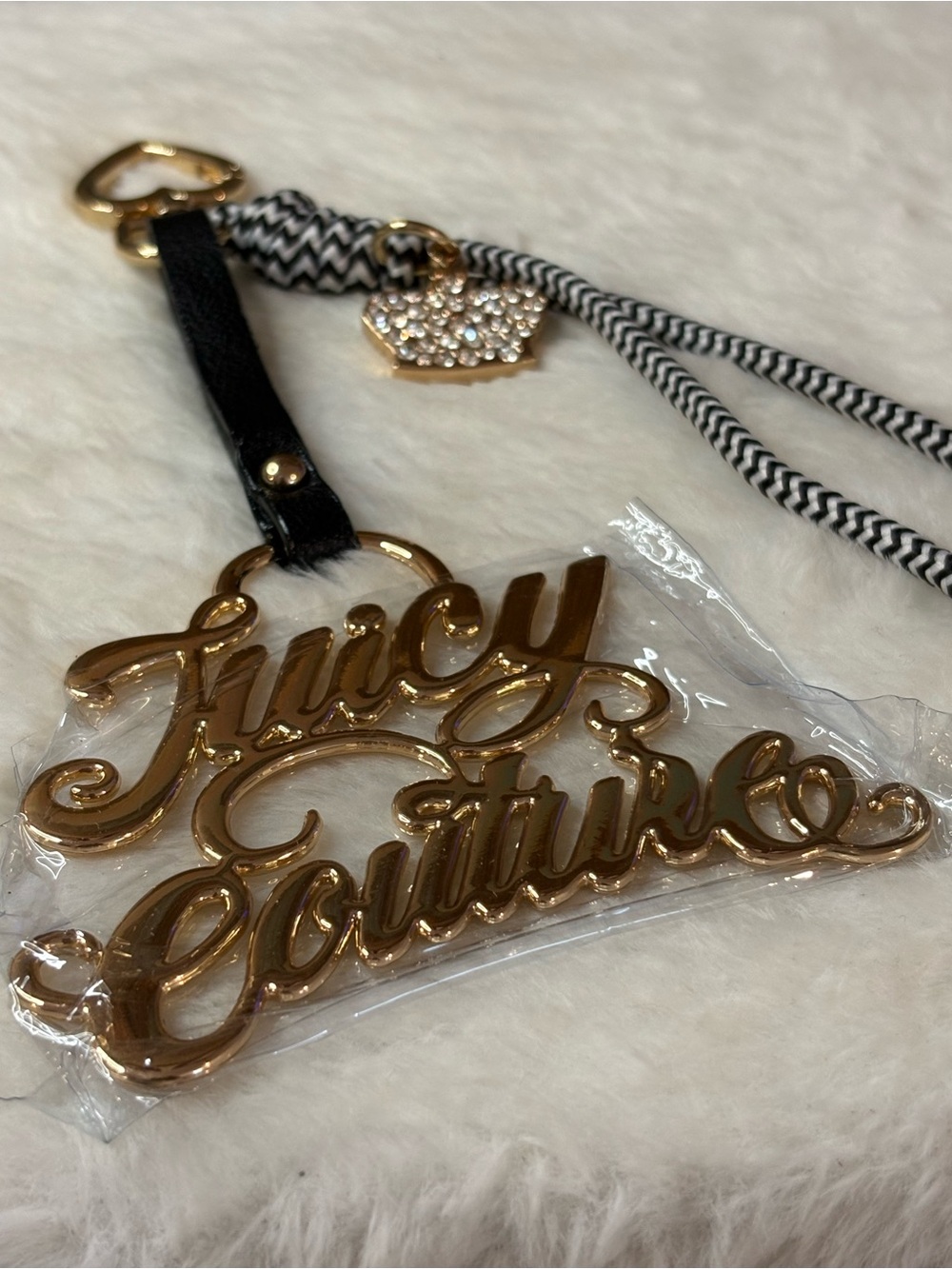 Juicy Couture Black & Gold Script Logo Keychain with Crystal Crown - Picture 5 of 5